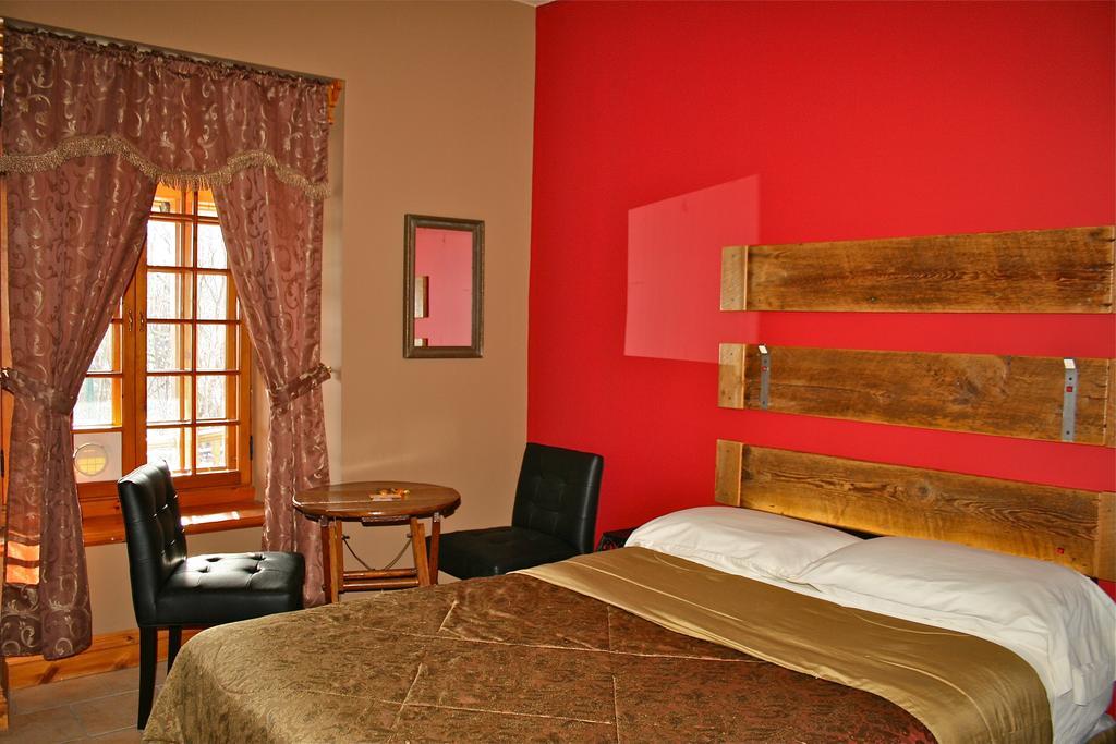 Manoir Ramezay Ξενοδοχείο Marieville Δωμάτιο φωτογραφία